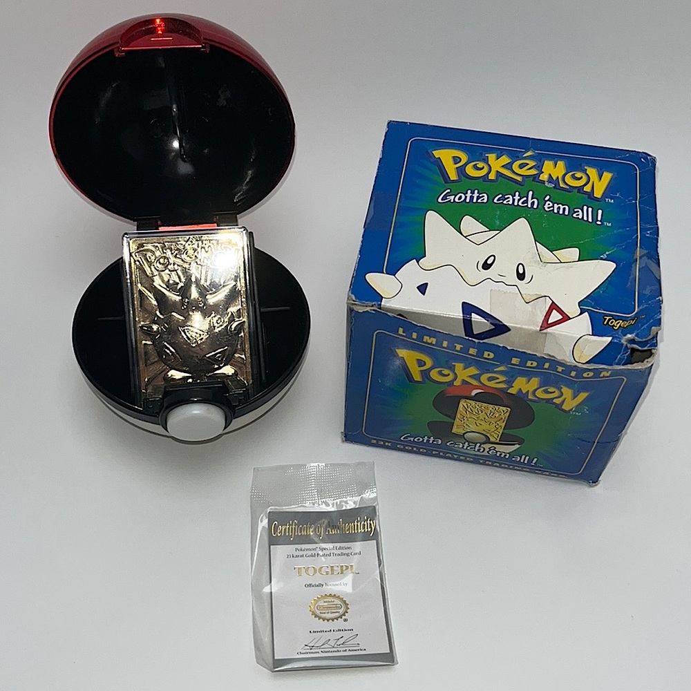Pokémon Authentic Special Edition 23 Karat Gold Plated Trading Card Topegi